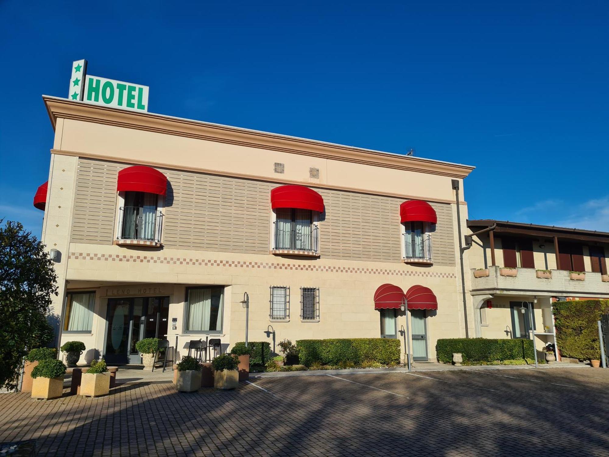 Hotel Lenotel 外观 照片